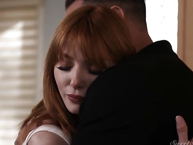 Hot redhead Lacy Lennon was made for it