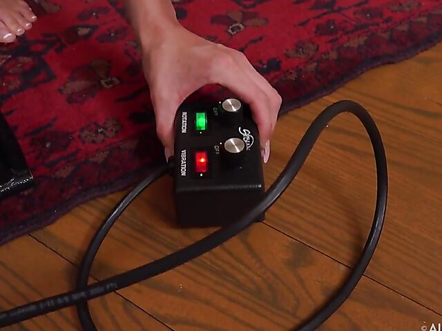 Skinny Payton Avery one on one with a sex machine called Sybian