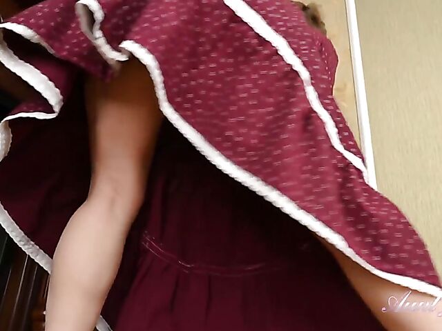 Yulenka - 39-year-old hairy MILF solo play