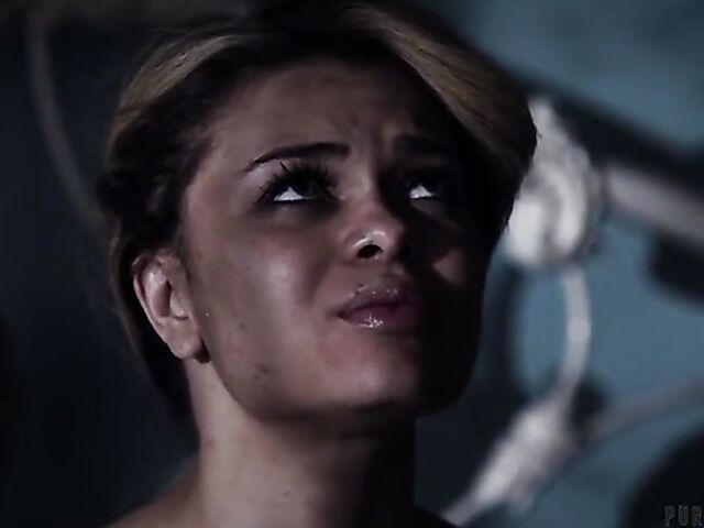 Amazing time with petite latina Destiny Cruz