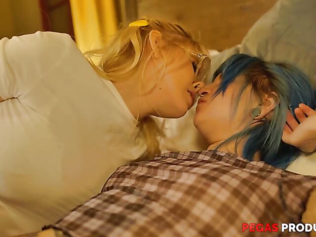 Pegas FFM threesome with tattooed alt girls Stacie Doll and Charlotte San