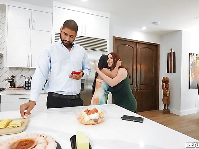 Big tits lesbian redhead Maggie Green goes to bed with Nola Exico