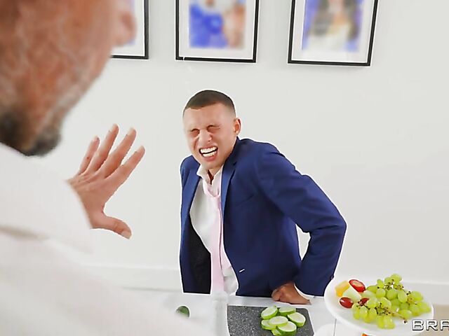 Sneaky sex at a wedding party with bootylicious busty brunette Payton Preslee