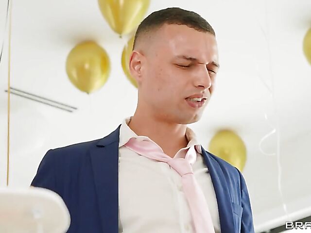 Sneaky sex at a wedding party with bootylicious busty brunette Payton Preslee