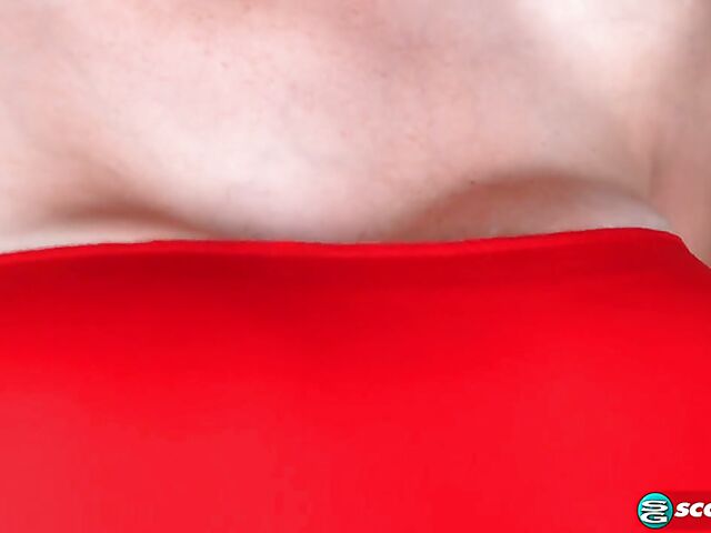 Brooklyn Springvalley with new huge fake tits has a dildo