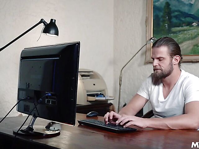 Stop time and fuck with charming Cherry Kiss