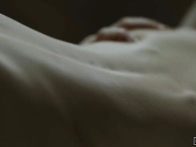 Hot yoga with sexy asian fitness babe Lulu Chu