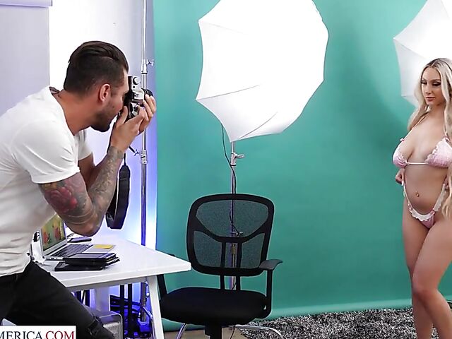 Photographing Skylar Vox's big natural tits