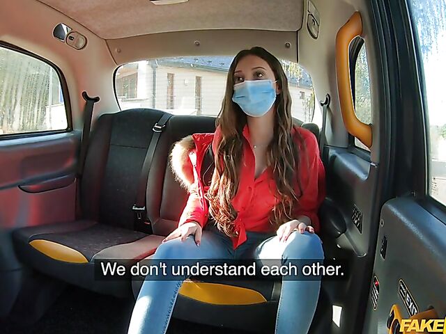 Taxi fuck in quarantine with masked Isabella De Laa