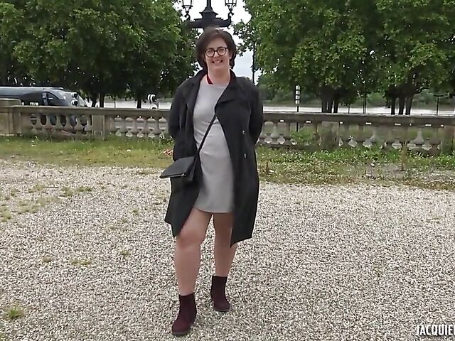 French chubby MILF with glasses Barbara gets double penetrated