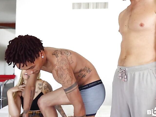 Interracial bisexual MMF 3way with Martavis Ray, Thomas Rosewood and Ivy Steele