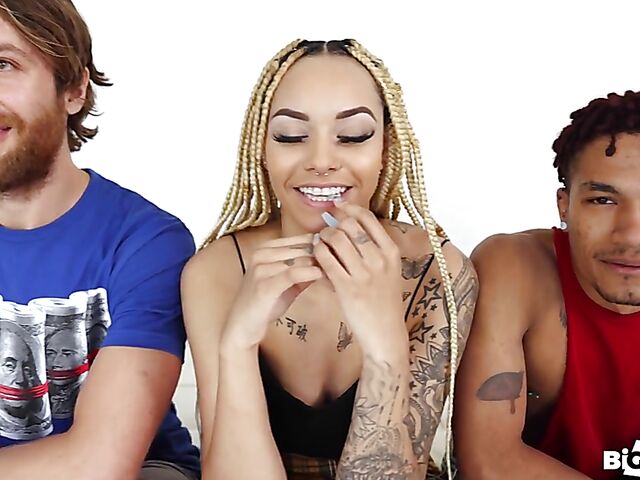 Interracial bisexual MMF 3way with Martavis Ray, Thomas Rosewood and Ivy Steele