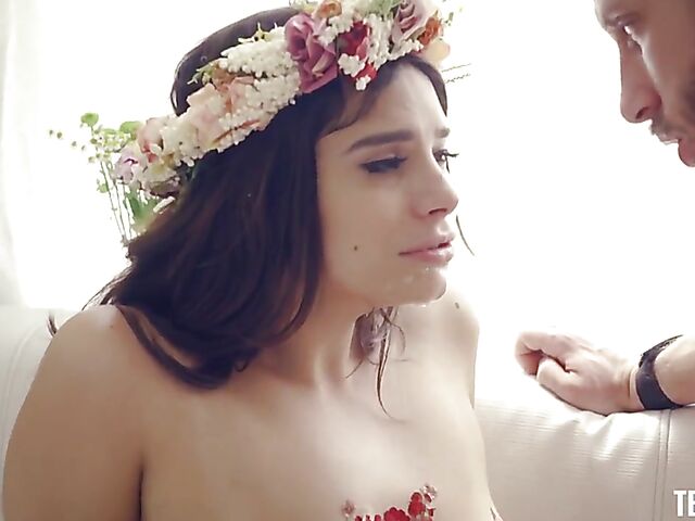 Hot sex in the middle of the summer with Violet Starr