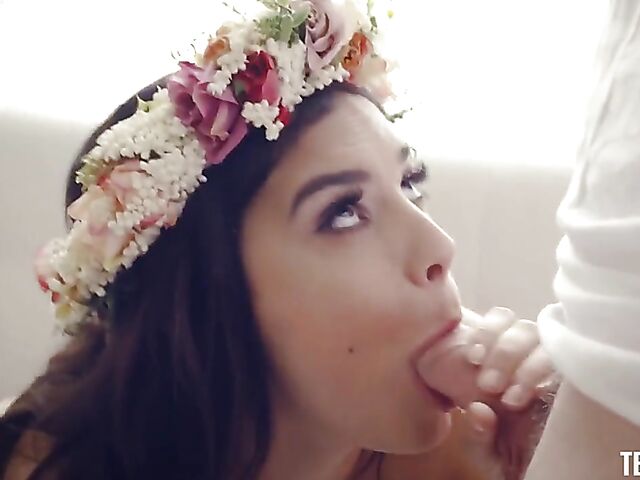 Hot sex in the middle of the summer with Violet Starr