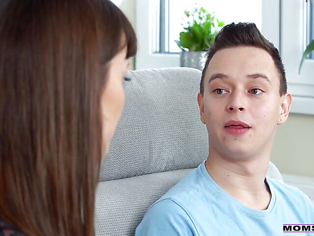 Hot stepmom Alyssa Reece makes his dreams a reality