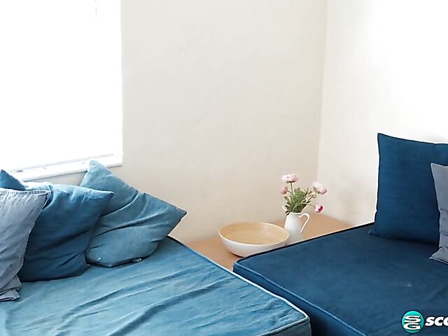 60 year old slim mature MILF Fiona Candie fucks a guy half her age