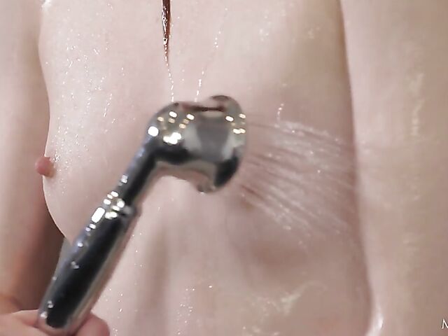 Lottie Magne - Teen shower solo in the morning