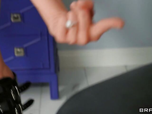 Alexis Fawx & Jimmy Michaels - Big tit MILF mistress fucks a boy