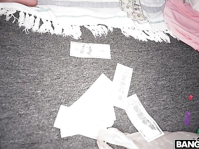 Big tits Latina Amirah Styles gets picked up in the streets of Miami