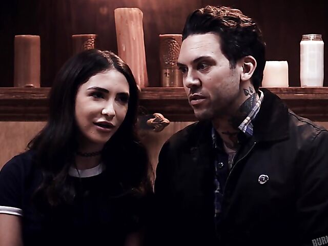 Small Hands fucks the hell out of blonde tranny Aubrey Kate