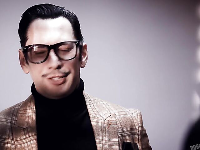 Small Hands fucks the hell out of blonde tranny Aubrey Kate