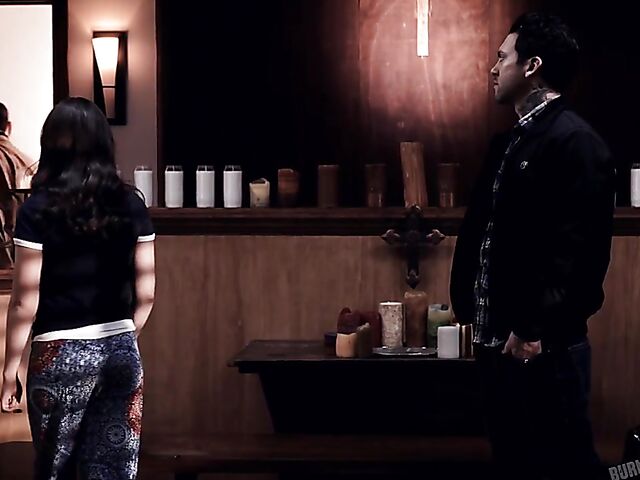 Small Hands fucks the hell out of blonde tranny Aubrey Kate