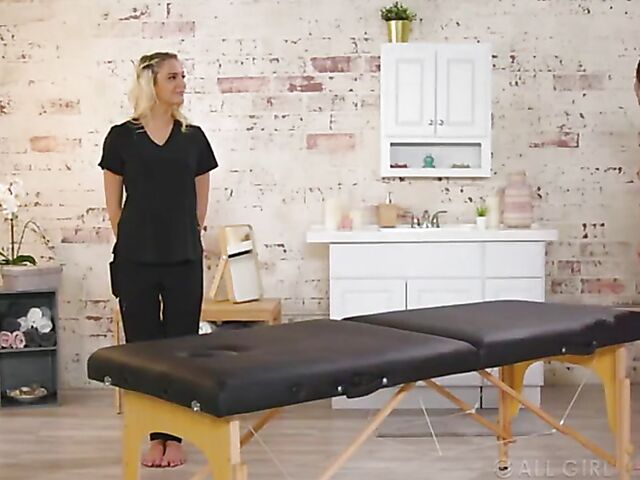 Lesbian masseuse Kenna James pleasures sexy nude girl Gia Derza