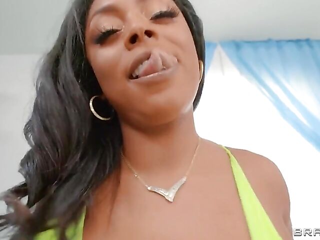 Big ass anal action with ebony latina Porsha Carrera