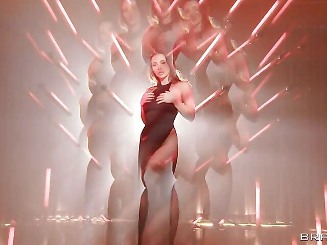 Exhibitionist porn star Abigail Mac loves being the center of attention