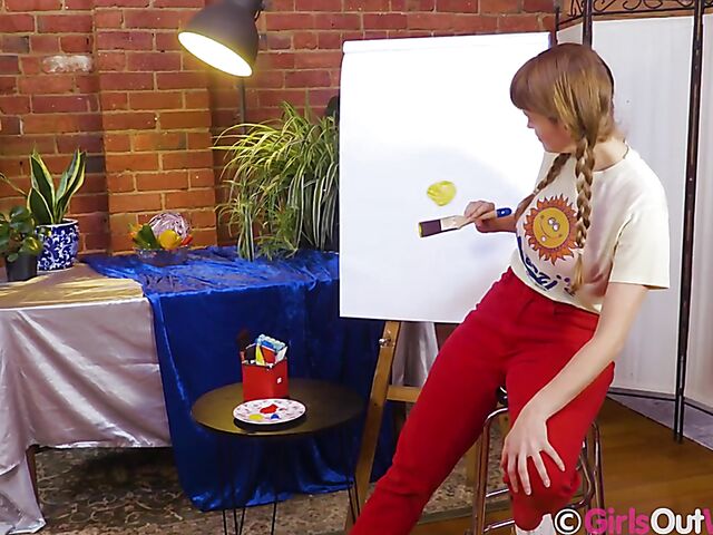 Horny painter Laney Day puts a cucumber in her pussy