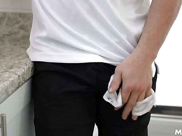 Big tits brunette MILF Nadia White fucks a delivery guy