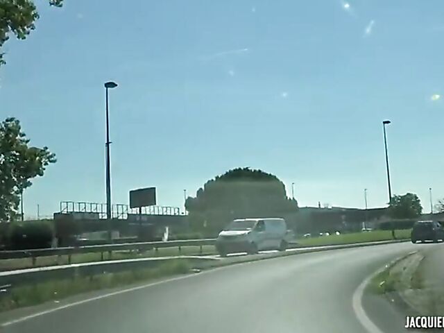 Carlie, 29 - Long-haired French redhead anal screwed