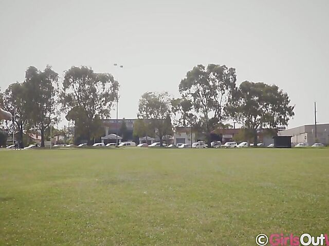 Ginger Snaps - Chubby solo with a glass toy in the locker room