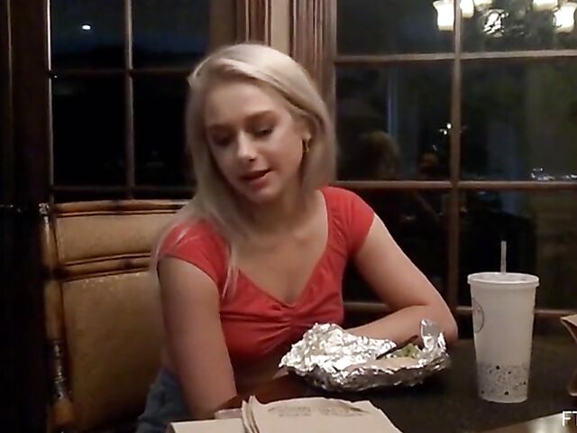 Flirty blonde babe Scarlett posing and masturbating