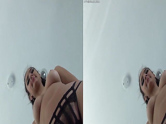3D VR solo strip tease with beautiful Eliza Ibarra