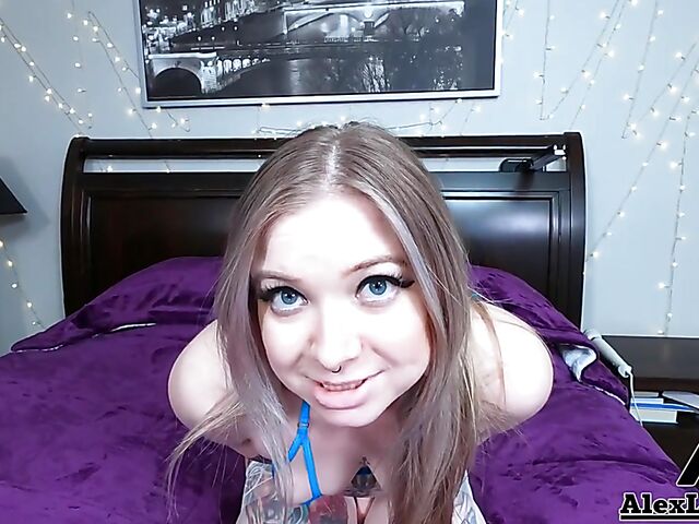 Tattooed Kaiia Eve gives a blow job to Alex Legend