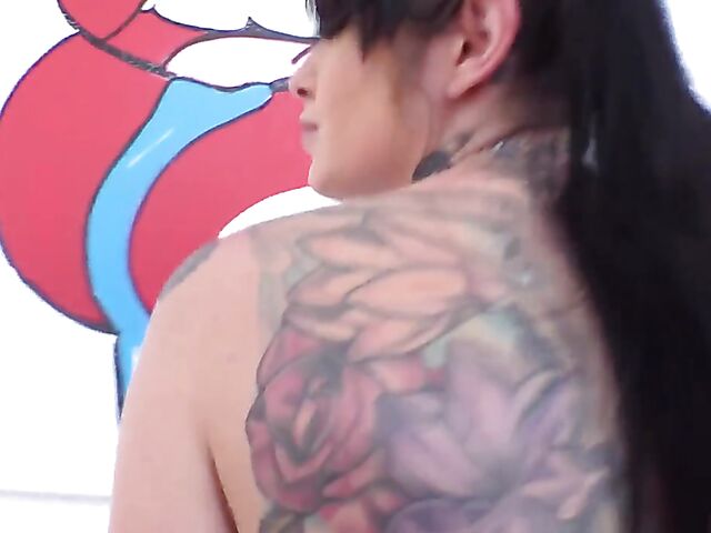 Brenna McKenna's teen ass fucked and worshipped