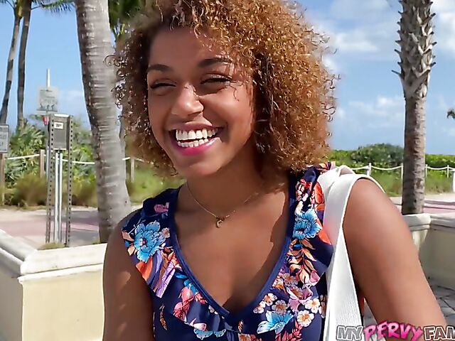 POV sex in Miami with curly ebony latina Milu Blaze