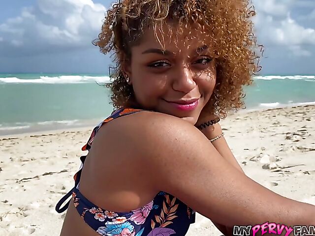 POV sex in Miami with curly ebony latina Milu Blaze