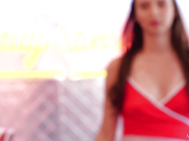 Izzy Lush - Slim girl masturbating at the diner