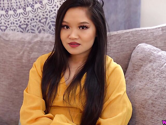 Louisa Lu - Asian stockings and high heels solo to help you jerk off