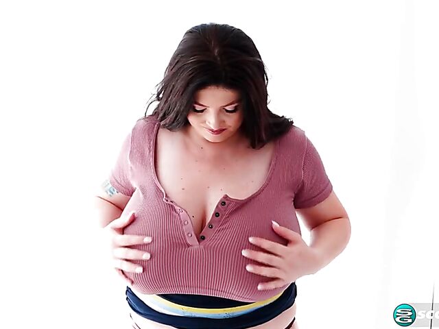 Busty chubby woman Demora Avarice changing clothes and showing off her heavy hangers