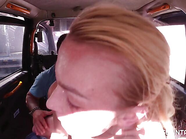Czech taxi sex with reckless blonde Rebecca Black