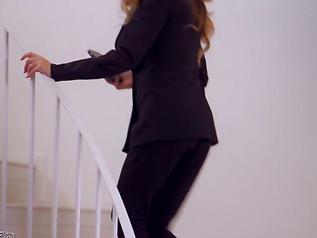 Big boobs MILF realtor Mckenzie Lee is great in bed