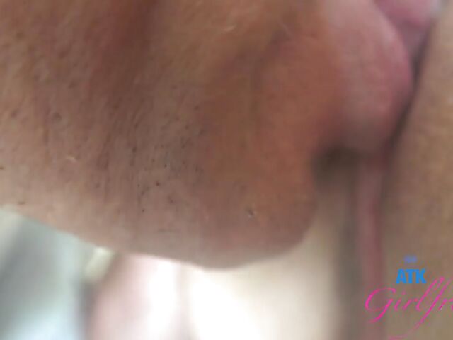 POV teen Liz Jordan's filthy girlfriend exeprience