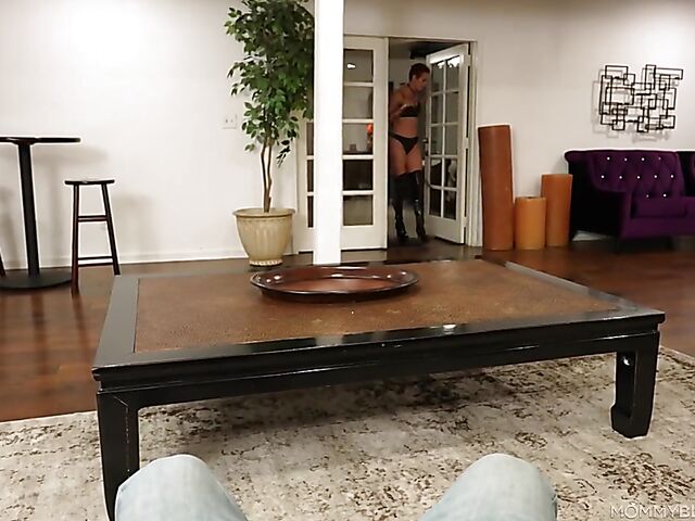 Sidra Sage - Short hair redhead blowjob from your point of view