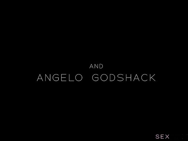 Photographer fucks lovely brunette model Adriana Rys POV