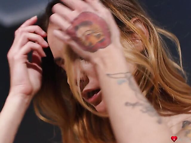 Lesbian fingering and licking with Adelle Unicorn and Jessy Jey