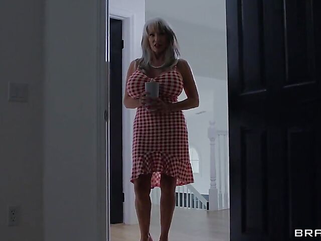 Mature fake tits blonde Sally Dangelo takes a shower with ebony girl Nicole Kitt and then they have an interracial threesome