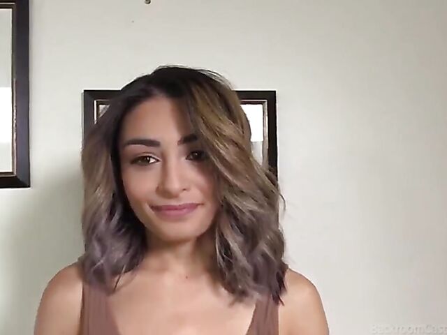 Backroom hardcore casting with heaven-sent Vanessa